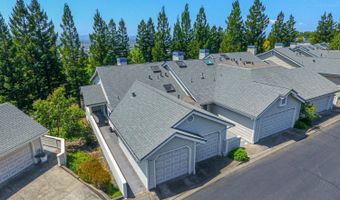 2016 Stonefield Ln, Santa Rosa, CA 95403