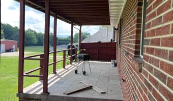 1448 1448B Louisville Rd, Alcoa, TN 37701