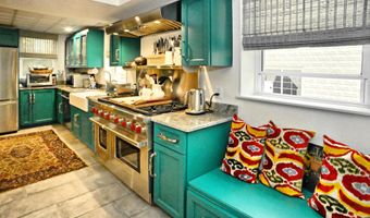 31 S Lake Shore County Rd, Beverly Shores, IN 46301