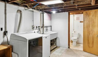 125 W Minna Ave, Avenel, NJ 07001