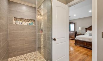 75 Bowlby St, Andover, NJ 07801