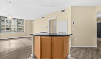 851 N GLEBE Rd 1419, Arlington, VA 22203