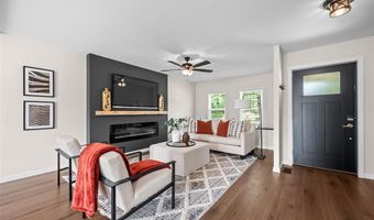 378 Palermo Dr, Ballwin, MO 63021