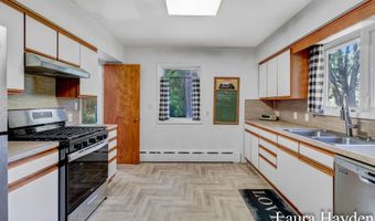 420 Pine Land Dr SE, Ada, MI 49301