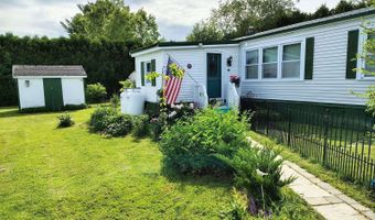 15 E St, Bangor, ME 04401