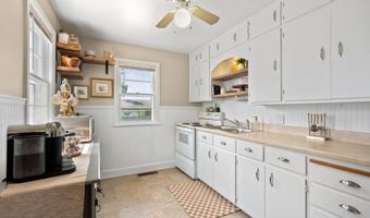 302 16th St SE, Austin, MN 55912