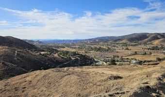 Carrie Court, Agua Dulce, CA 91390