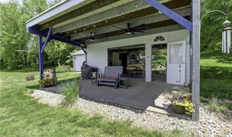 3 Redbird Dr, Agency, MO 64401