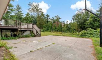 2 Huckleberry Rd, Coventry, RI 02816