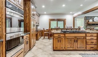 2216 Heidi Ct, Bartlesville, OK 74006