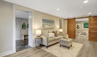 1903 N RANDOLPH St, Arlington, VA 22207
