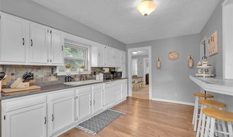 353 W Park St, Albion, NY 14411