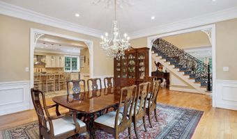 10813 LOCKLAND Rd, Potomac, MD 20854