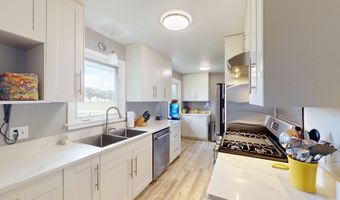 1402 Marie Ave, Albert Lea, MN 56007