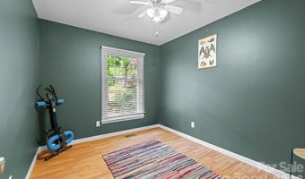 98 Pensacola Ave, Arden, NC 28704
