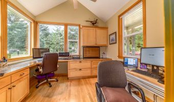 21626 GLAZE Rd, Veneta, OR 97487