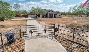 152 Summers Ln, Alice, TX 78332
