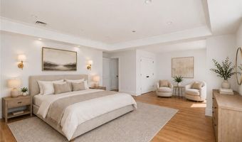 6 Sharon Ct, Newport, RI 02840