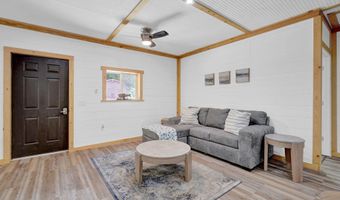 75 Schores Ln, Bedford, IN 47421
