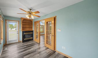 1012 8th St SE, Altoona, IA 50009