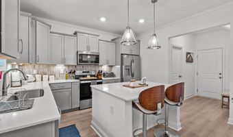 1275 Tillery Dr, Aberdeen, NC 28315