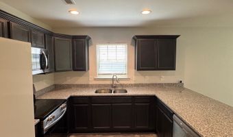 711 Burbrook Ln, Boiling Springs, SC 29316