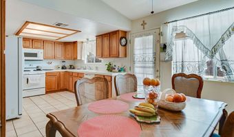 21919 Standing Rock Ave, Apple Valley, CA 92307