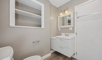 127 KRAMS Ave, Philadelphia, PA 19127