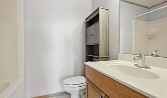 21059 Lawrence 2072, Ash Grove, MO 65604