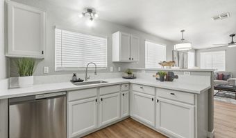 1982 S LAWTHER Dr, Apache Junction, AZ 85120