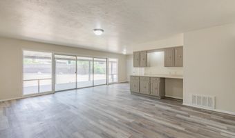 2352 Apache Ln, Alamogordo, NM 88310