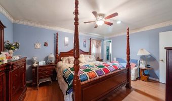 70 Northland Ln, Aberdeen Twp., NJ 07747