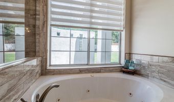 490 RUTH Ln, Bloomfield, NM 87413