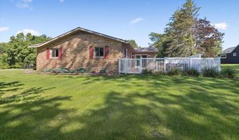 4403 W Riverview Dr, Alma, MI 48801