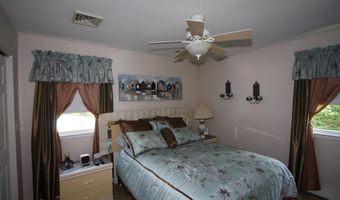 1 ARC Ct, Absecon, NJ 08201
