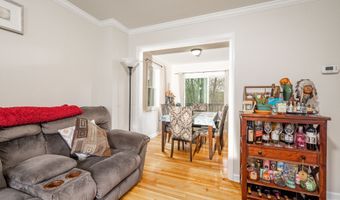 50-52 Knollwood Dr, Bethel, CT 06801