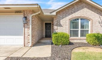 21855 Pioneer Cir, Edmond, OK 73012