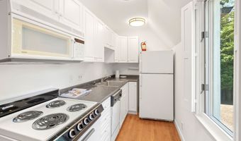 101 Long Neck Point Rd, Darien, CT 06820