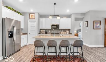 9470 Tobin Cir, Avon, IN 46123