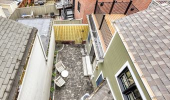 16 Chestnut St, Boston, MA 02129