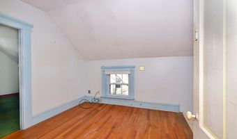 55 Mt Hope Ave, Bristol, RI 02809