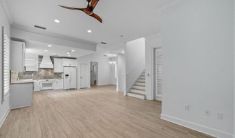 50 BEACH COTTAGE Ln, Atlantic Beach, FL 32233