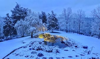 5152 Briar Ridge Dr, Aurora, IN 47001