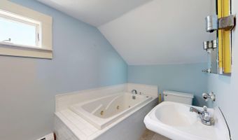 465 Whitford Rd, Addison, VT 05491