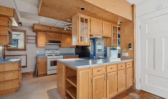22 Ledgelawn Ave, Bar Harbor, ME 04609