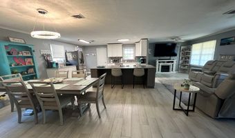 1101 Breckenridge Dr, Adel, GA 31620