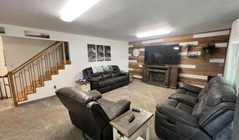 622 NE 23rd Ave, Aberdeen, SD 57401