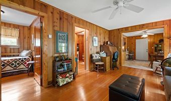 49 196th St, Alden, WI 54026