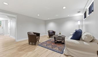 6467 BLENHEIM Rd, Baltimore, MD 21212