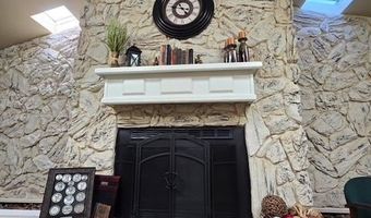 705 W Broadway, Andrews, TX 79714